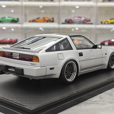 Ignition Nissan 1986 Fairlady Z 300ZR Z31 Silver 1:18 – samlarresin modellresin