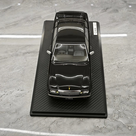Ignition Nissan 1988 Cedric Cima Y31 Black 1:18 – Modello in resina collezionabile