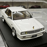 Accensione Nissan 1988 Cedric Cima Y31 White 1:18 – Modello in resina collezionabile