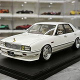 Accensione Nissan 1988 Cedric Cima Y31 White 1:18 – Modello in resina collezionabile