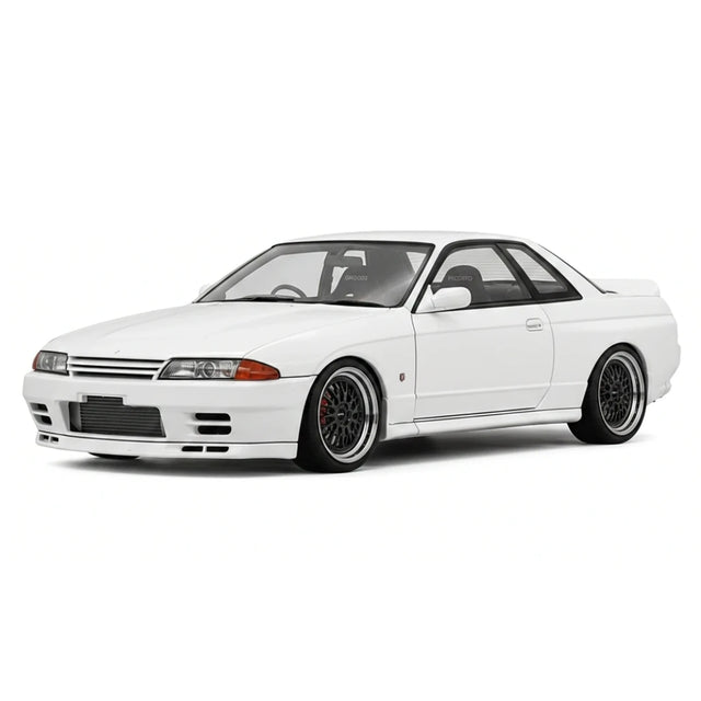 Accensione Nissan 1994 Skyline GT-R R32 Wangan Midnight Reina Akikawa White 1:18 – Modello in resina collezionabile