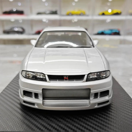 [Ignition] 1:18 Nissan 1995 Skyline GT-R R33 Greddy BCNR33 White Model Car Resin