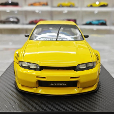 [Ignition] 1:18 Nissan 1995 Skyline GT-R R33 Yellow Model Car Resin