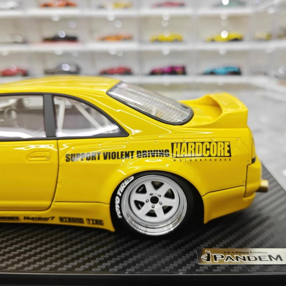 [Ignition] 1:18 Nissan 1995 Skyline GT-R R33 Yellow Model Car Resin
