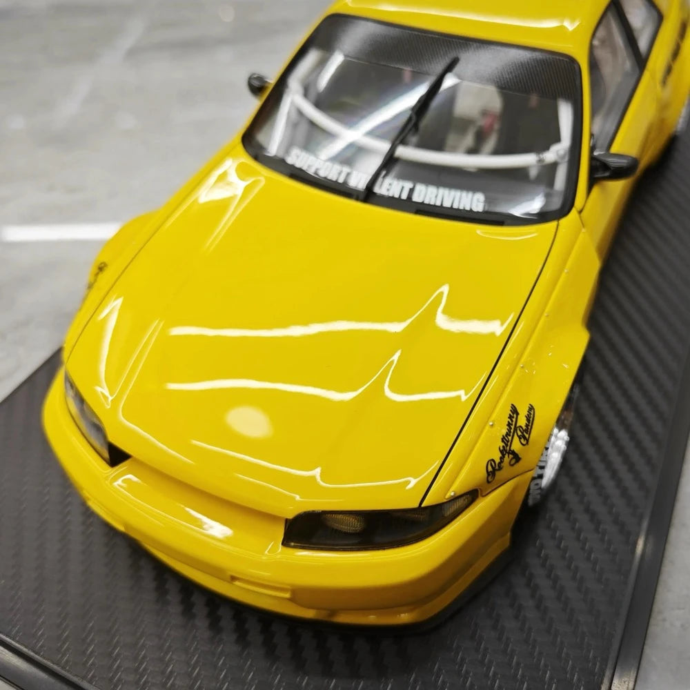 [Ignition] 1:18 Nissan 1995 Skyline GT-R R33 Yellow Model Car Resin
