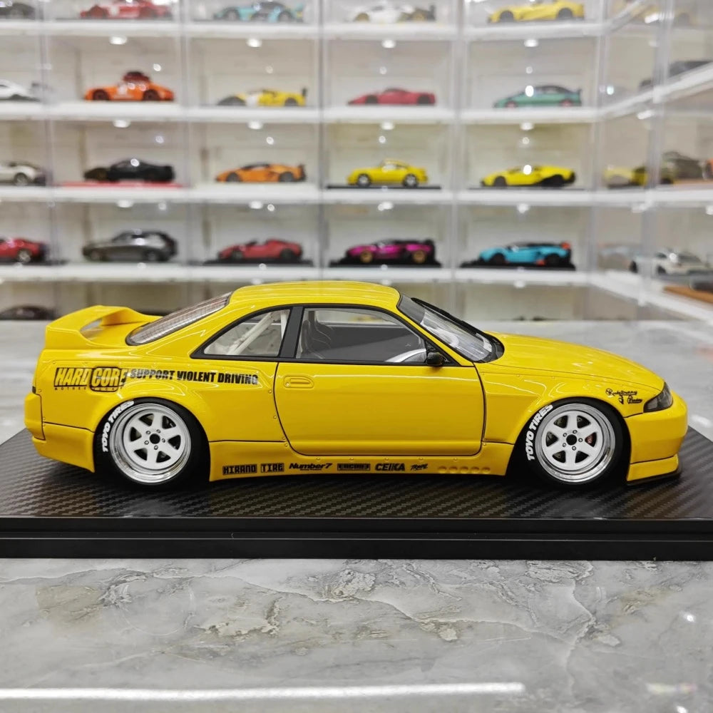 [Ignition] 1:18 Nissan 1995 Skyline GT-R R33 Yellow Model Car Resin