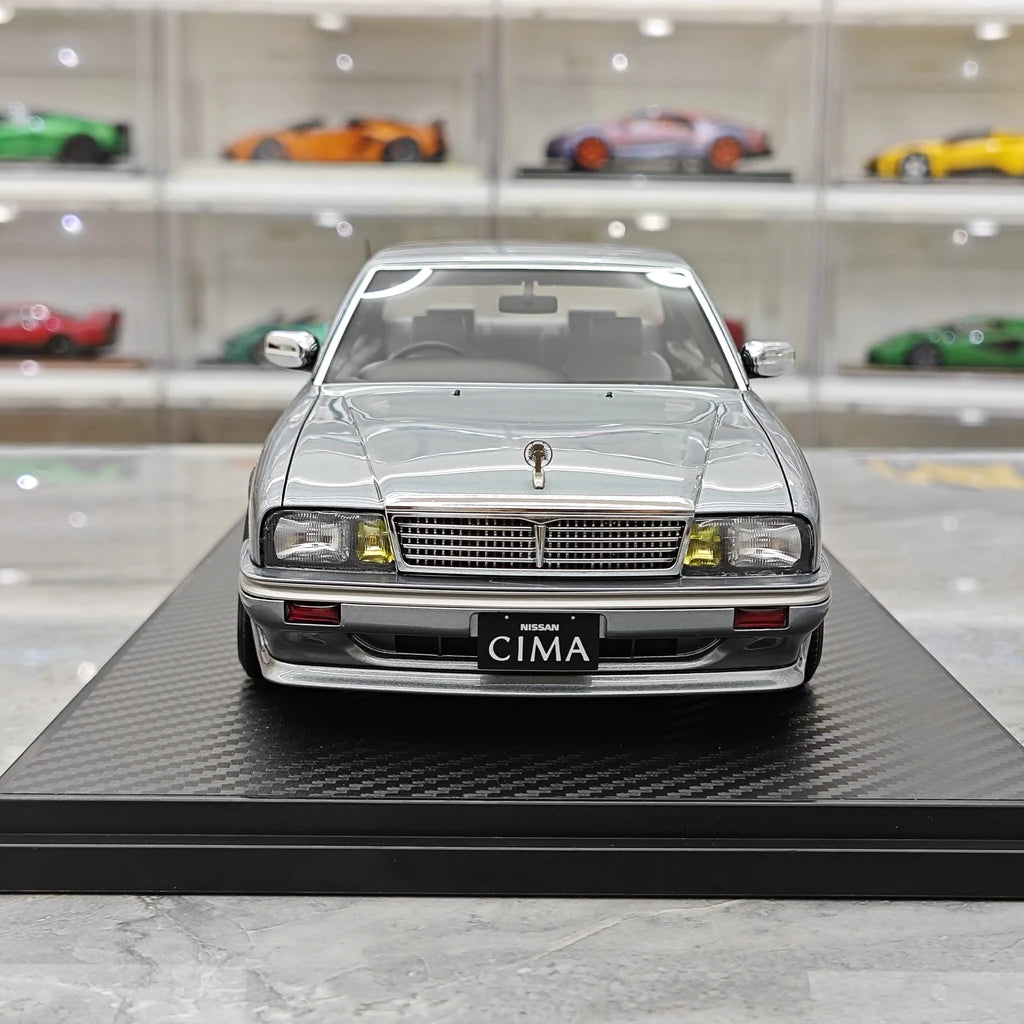 Ignition Nissan 1988 Cedric Cima Y31 Pearl White 1:18 – Resina modello in resina collezionabile