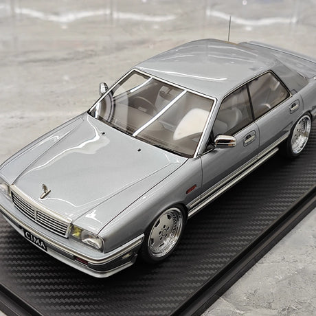 Ignition Nissan 1988 Cedric Cima Y31 Pearl White 1:18 – Resina modello in resina collezionabile