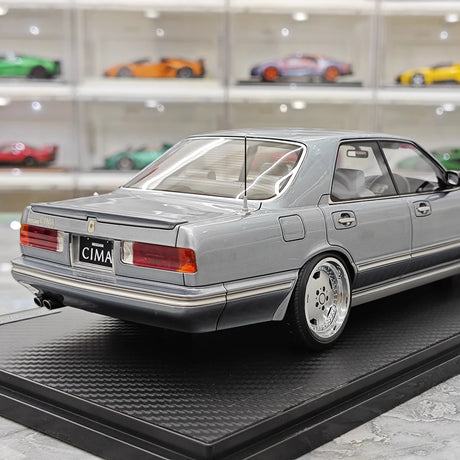 Ignition Nissan 1988 Cedric Cima Y31 Pearl White 1:18 – Resina modello in resina collezionabile