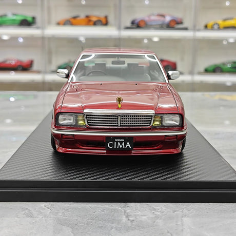 Ignition Nissan 1988 Cedric Cima Y31 Wine Red 1:18 – Modello in resina collezionabile