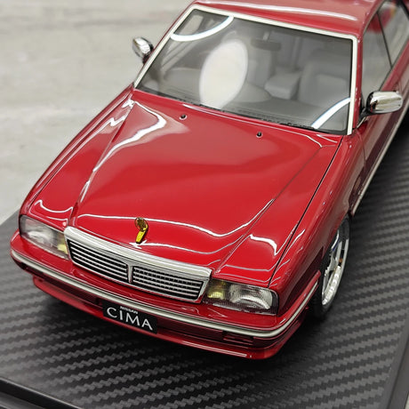 Ignition Nissan 1988 Cedric Cima Y31 Wine Red 1:18 – Modello in resina collezionabile