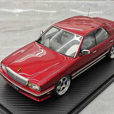 Ignition Nissan 1988 Cedric Cima Y31 Wine Red 1:18 – Modello in resina collezionabile