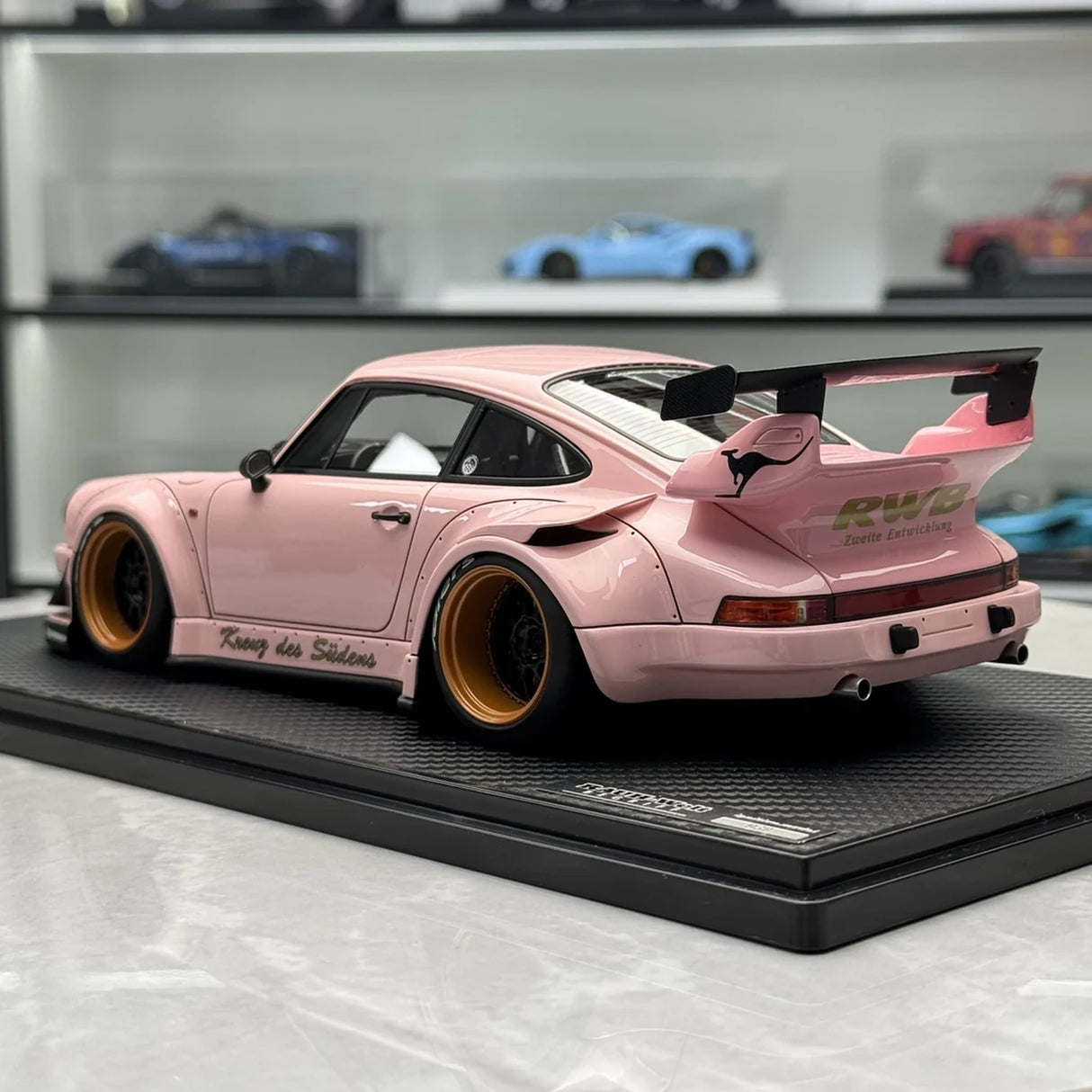 Ignition Porsche 1987 911 930 RWB Pink 1:18 – Collectible Resin Model Resin