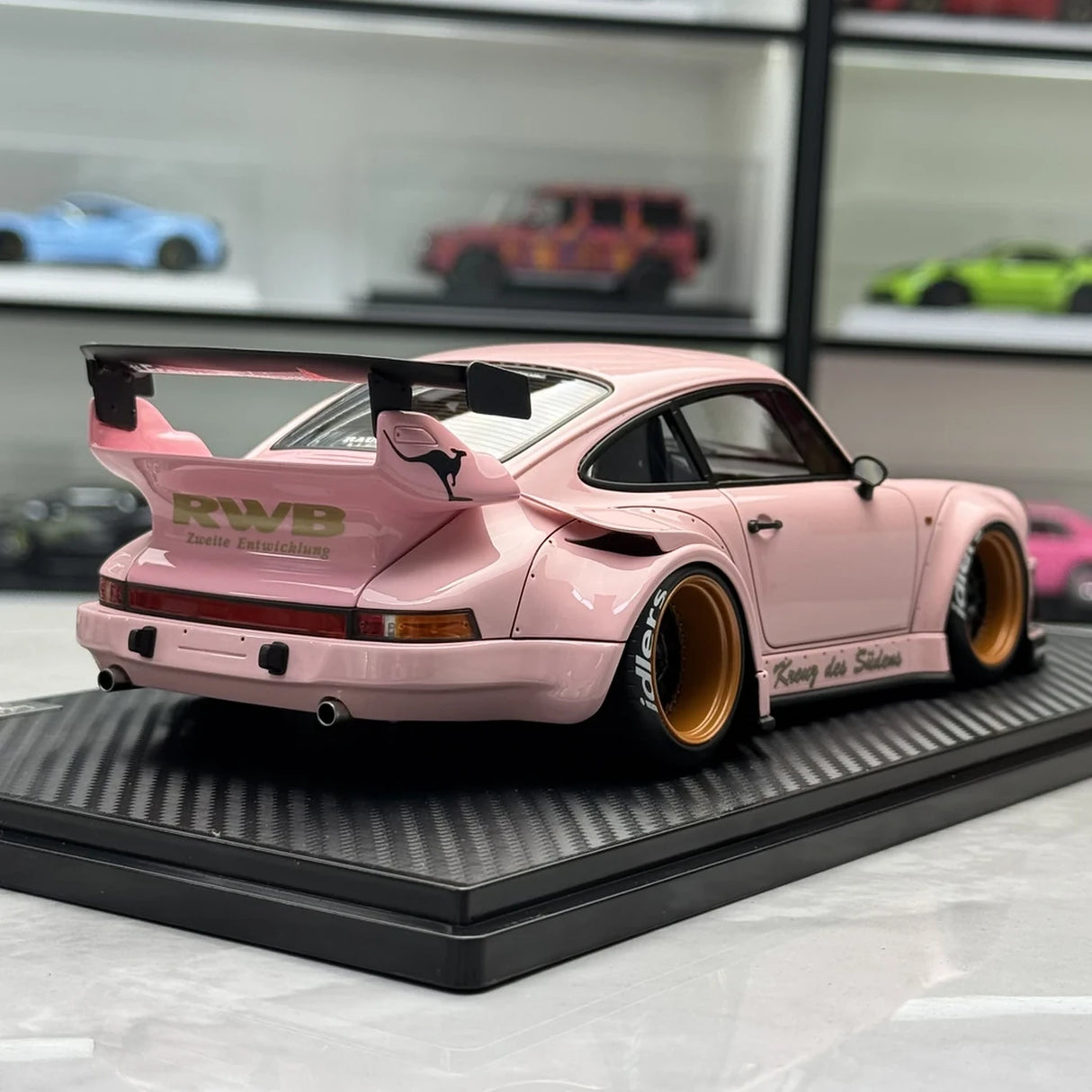 Ignition Porsche 1987 911 930 RWB Pink 1:18 – Collectible Resin Model Resin