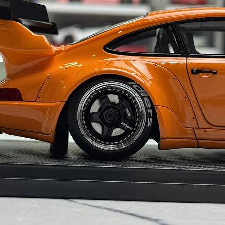 Ignition Porsche 1991 911 964 RWB Orange 1:18 – Resina Modelo de Resina de Colecionável