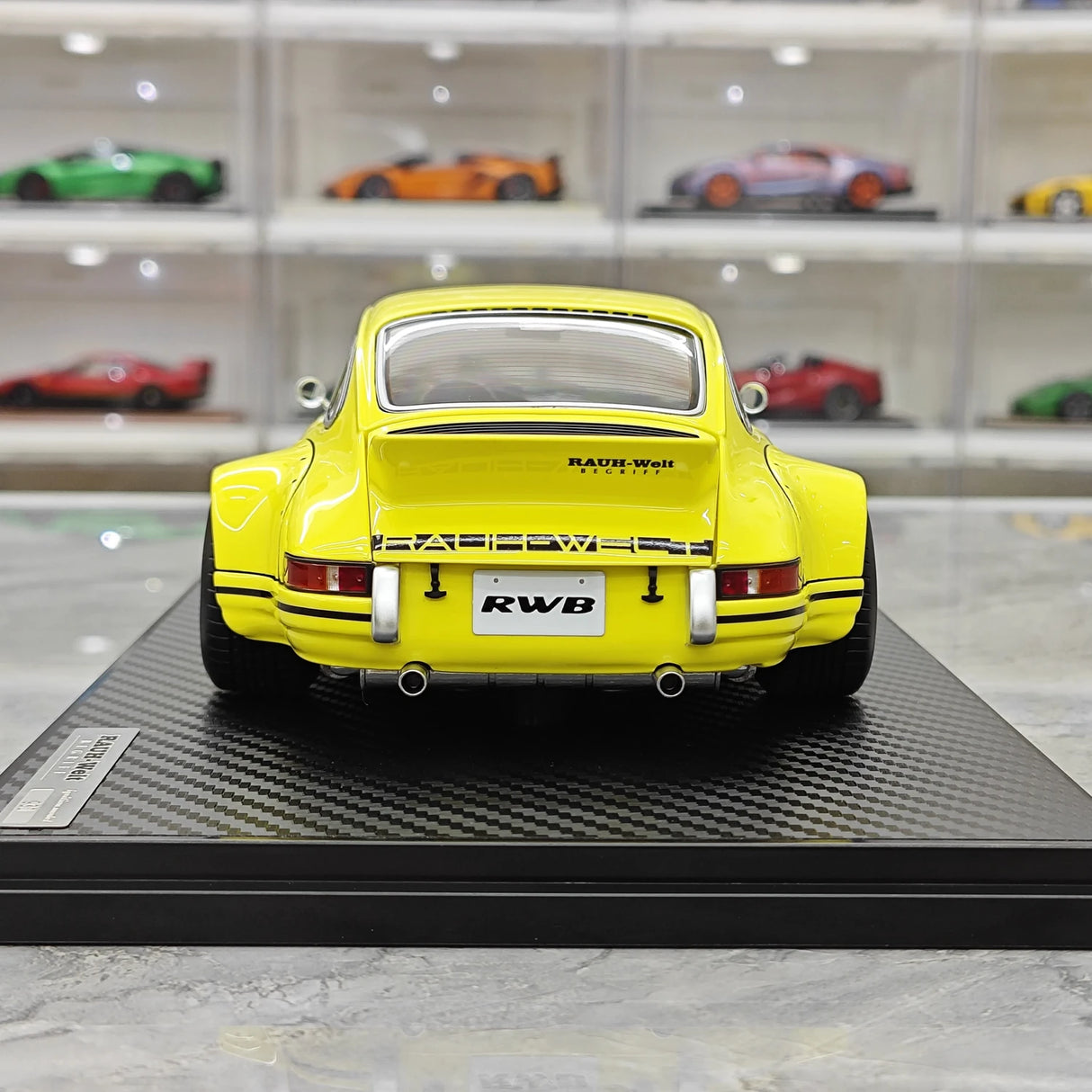 [Ignition] 1:18 Porsche 1993 911 964 RWB Resina gialla di auto modello giallo con data retroattiva
