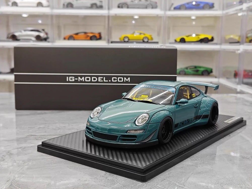 [Ignition] 1:18 Porsche 2005 997 RWB Green Model Car Resin