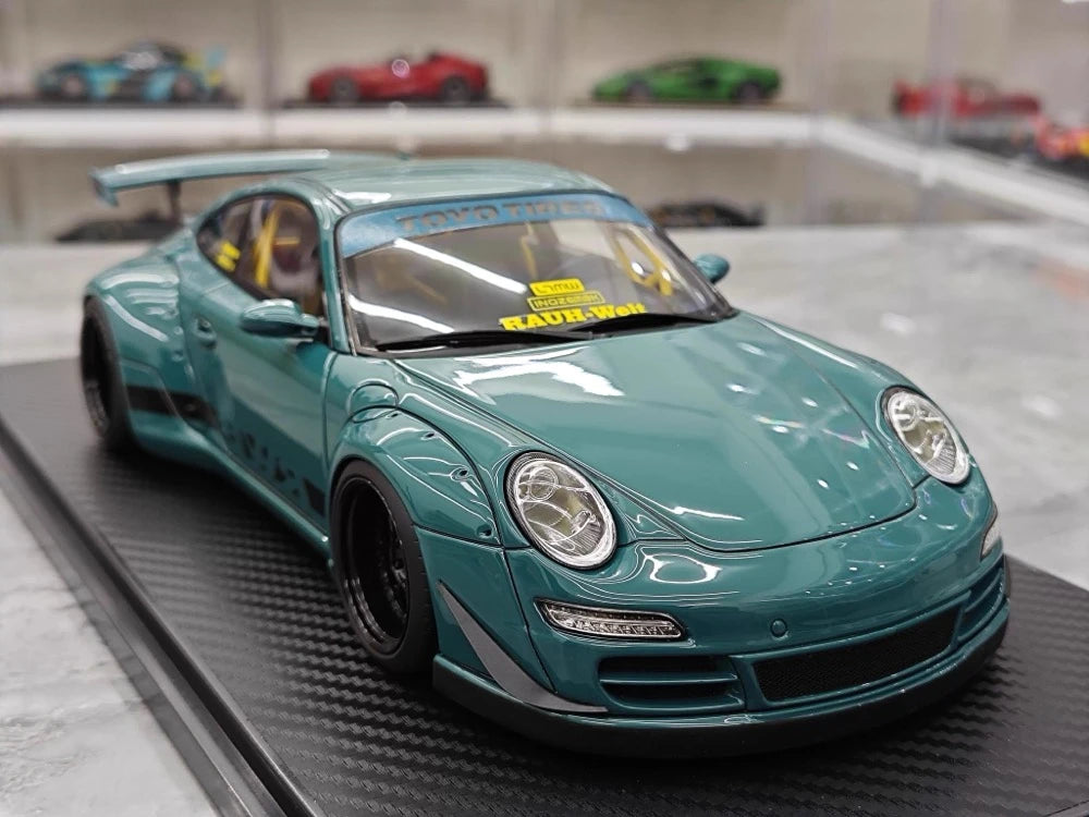 [Ignition] 1:18 Porsche 2005 997 RWB Green Model Car Resin
