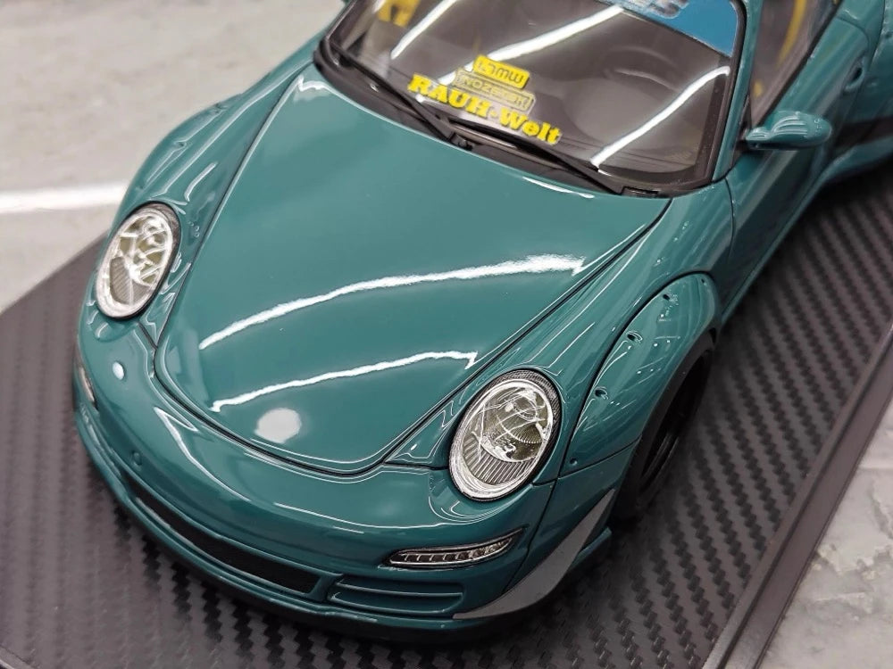 [Ignition] 1:18 Porsche 2005 997 RWB Green Model Car Resin
