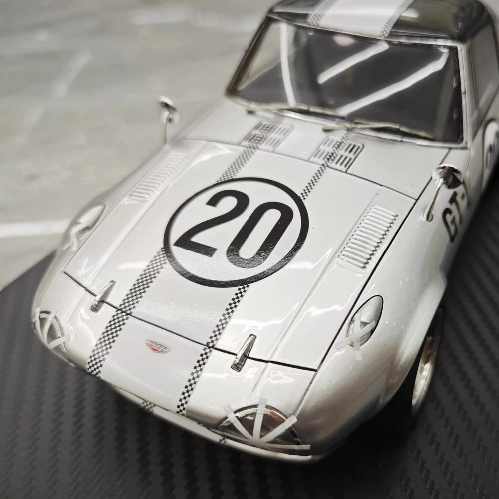 [Ignition] 1:18 Toyota 1965 Sports 800 Special シルバー #20 モデルカー レジン / Closed Body