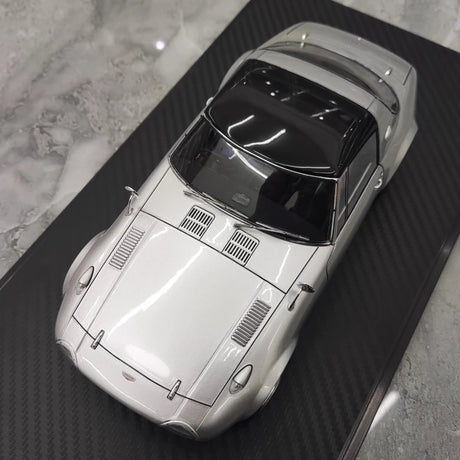 [Ignition] 1:18 Toyota 1965 Sports 800 Special Silver Model Car Resin