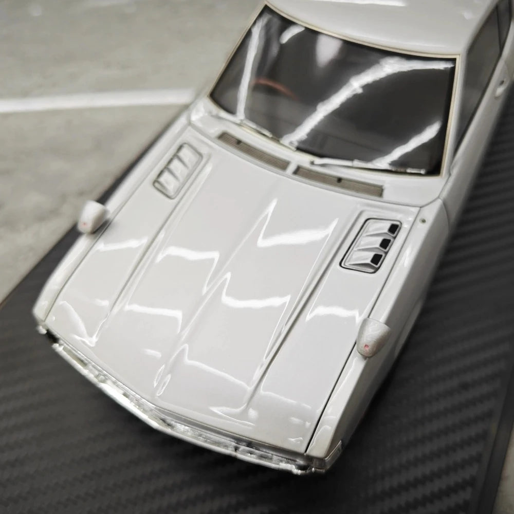 [Ignition] 1:18 Toyota 1973 Celica 1600GT LB Silver Model Car Resin