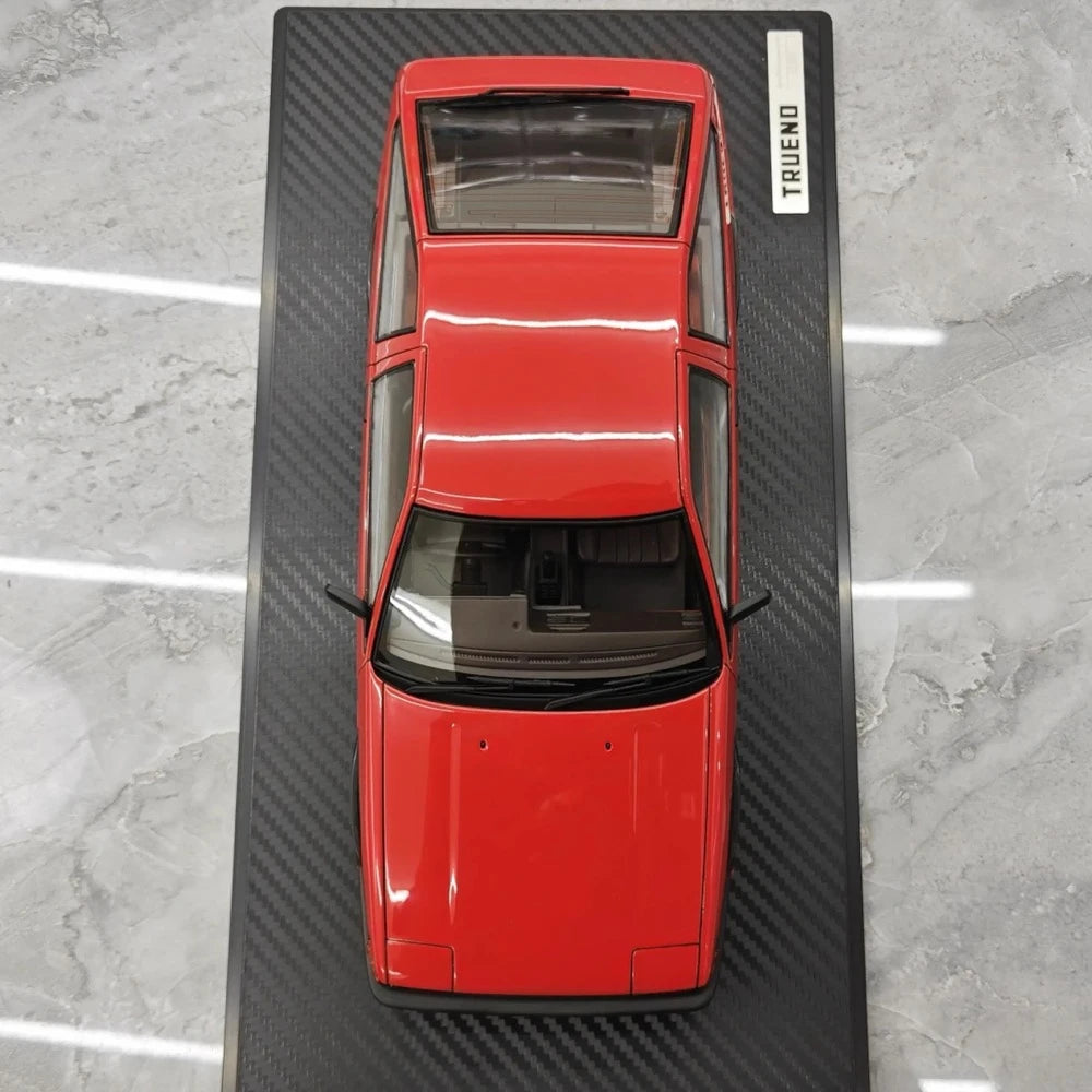 [Ignition] 1:18 Toyota 1983 AE86 Sprinter Trueno Red Model Car Resin