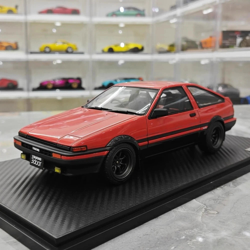 [Ignition] 1:18 Toyota 1983 AE86 Sprinter Trueno Red Model Car Resin