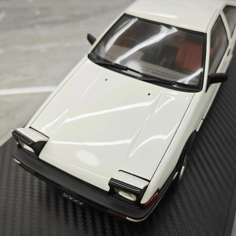 [Ignition] 1:18 Toyota 1983 AE86 Sprinter Trueno White Model Car Resin