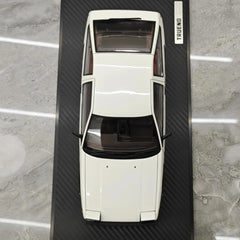 [Ignition] 1:18 Toyota 1983 AE86 Sprinter Trueno White Model Car Resin