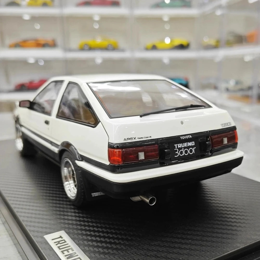 [Ignition] 1:18 Toyota 1983 AE86 Sprinter Trueno White Model Car Resin