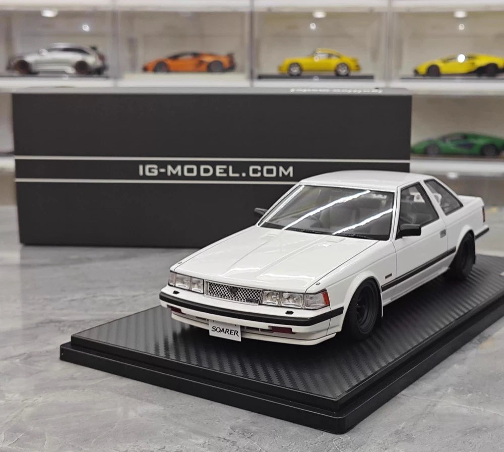 [Ignition] 1:18 Toyota 1983 Soarer 2800GT White & Black hub Model Car Resin