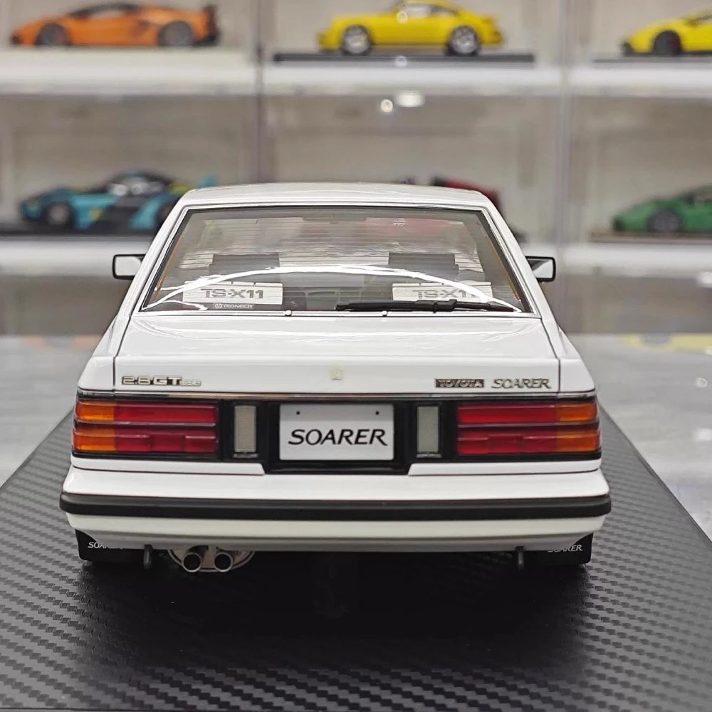 [Ignition] 1:18 Toyota 1983 Soarer 2800GT White & Black hub Model Car Resin