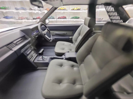 [Ignition] 1:18 Toyota 1983 Soarer 2800GT White & Silver hub Model Car Resin