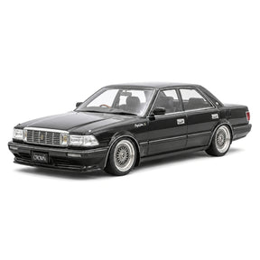 Ignition Toyota 1987 Crown Royal Saloon G 130 Black 1:18 – samlarresinmodellresin