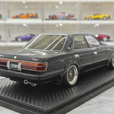 Ignition Toyota 1987 Crown Royal Saloon G 130 Black 1:18 – samlarresinmodellresin