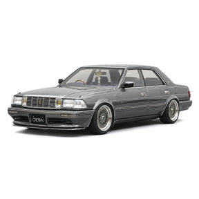 Ignition Toyota 1987 Crown Royal Saloon G 130 Gray 1:18 – samlarobjekt resinmodellresin