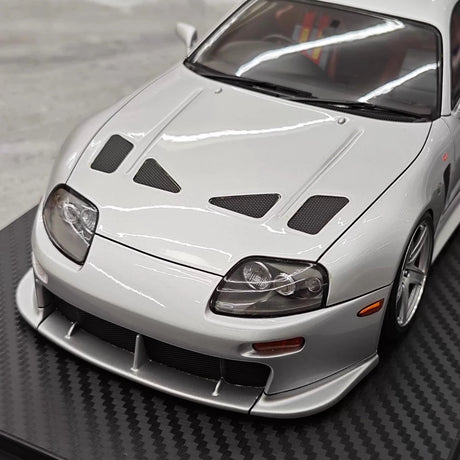 [Ignition] 1:18 Toyota 1993 Supra A80 TRD 3000GT zilver modelauto Hars