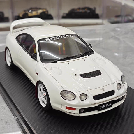 [Ignition] 1:18 Toyota 1994 Celica GT-FOUR ST205 wit modelauto Hars