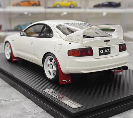 [Ignition] 1:18 Toyota 1994 Celica GT-FOUR ST205 wit modelauto Hars