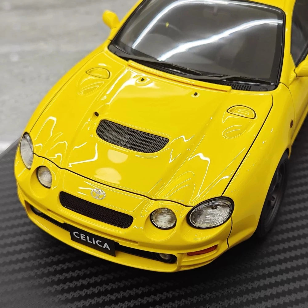 [Ignition] 1:18 Toyota 1994 Celica GT-FOUR ST205 geel modelauto Hars