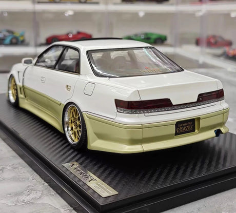 [Ignition] 1:18 Toyota 1996 Mark II JZX100 VERTEX goud modelauto Hars