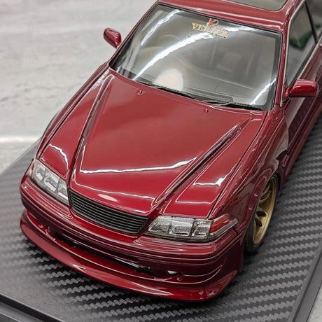 [Ignition] 1:18 Toyota 1996 Mark II JZX100 VERTEX rood modelauto Hars