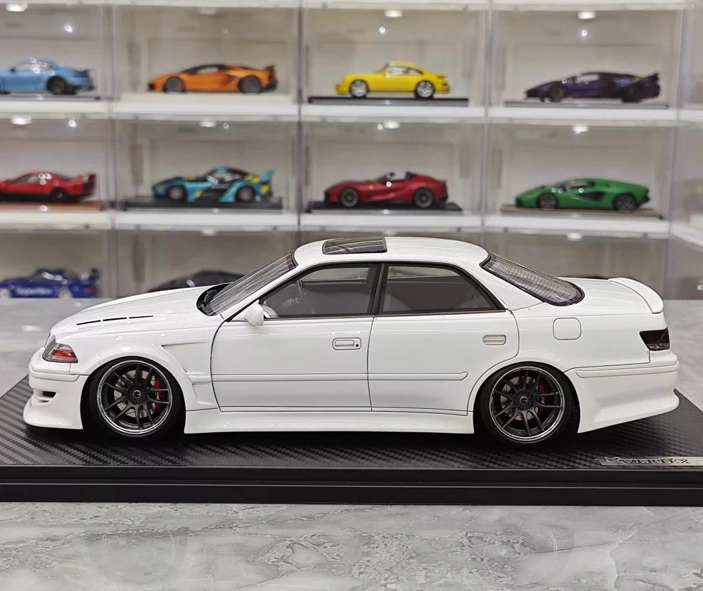 [Ignition] 1:18 Toyota 1996 Mark II JZX100 VERTEX valkoinen pienoismalli Hartsi