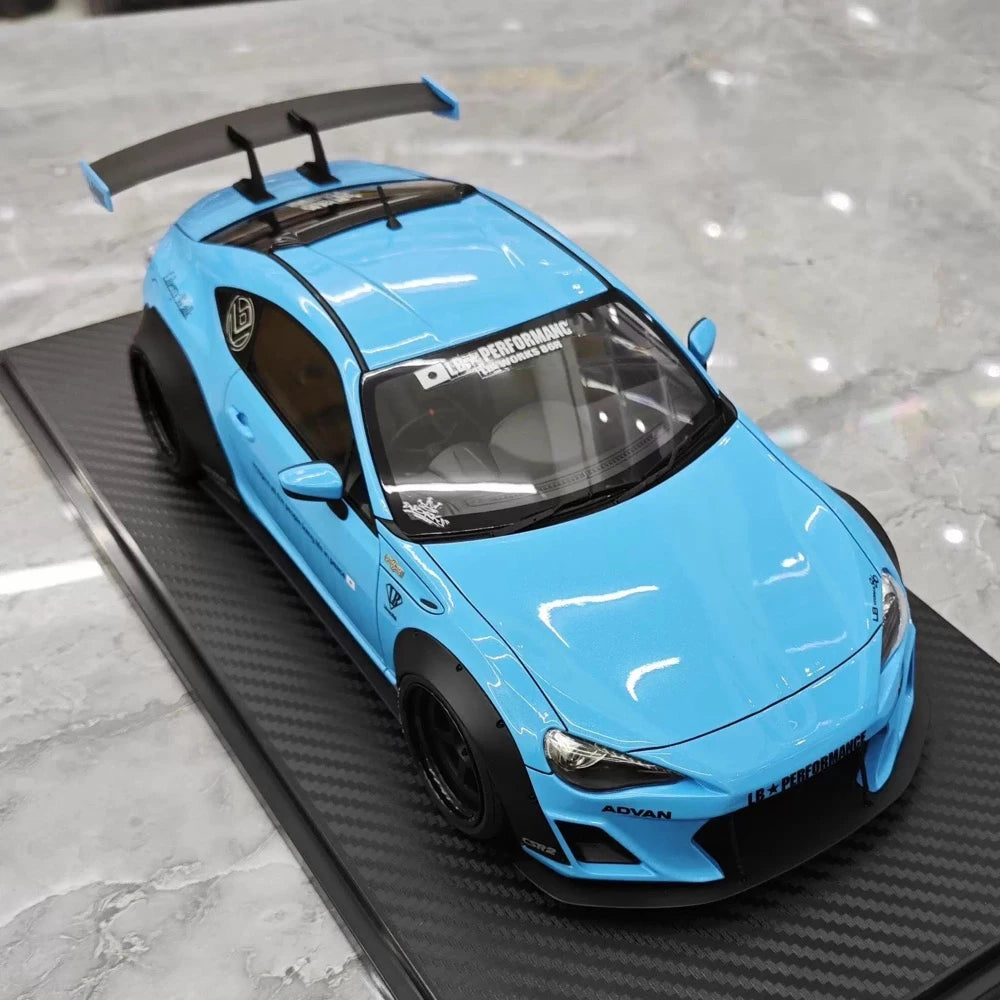 [Ignition] 1:18 Toyota 2012 86 Subaru BRZ LBWK blauw modelauto Hars