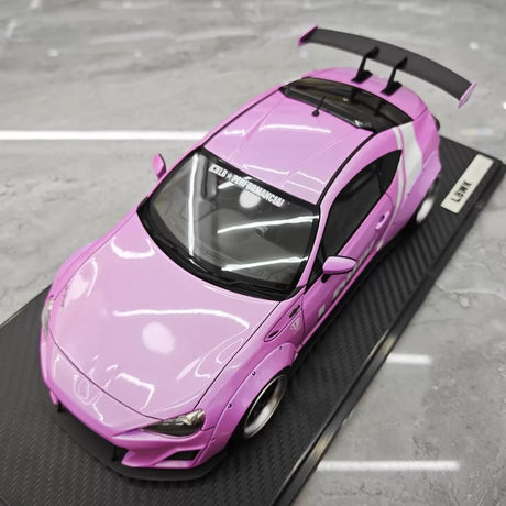 [Ignition] 1:18 Toyota 2012 86 Subaru BRZ LBWK rosa modellbil resin