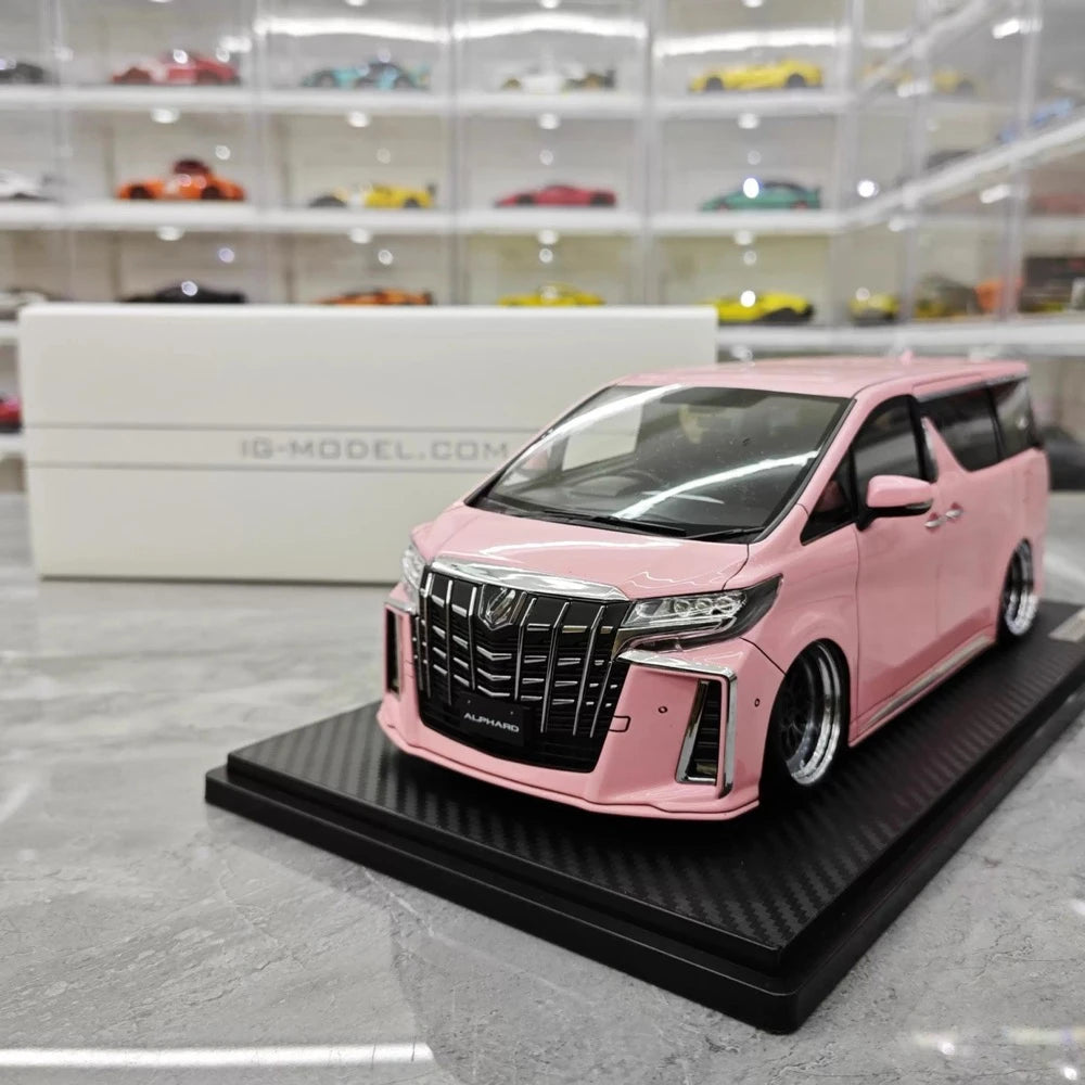 [Ignition] 1:18 Toyota 2015 Alphard H30W Pink Model Car Resin