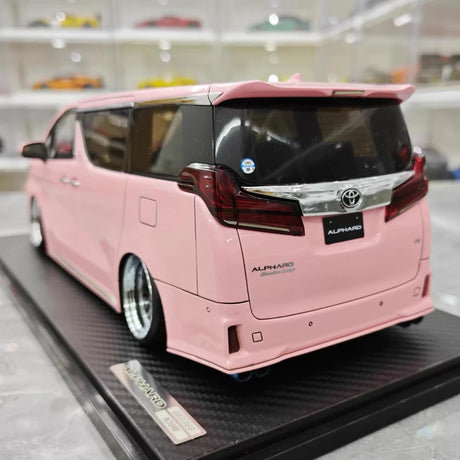 [Ignition] 1:18 Toyota 2015 Alphard H30W roze modelauto Hars