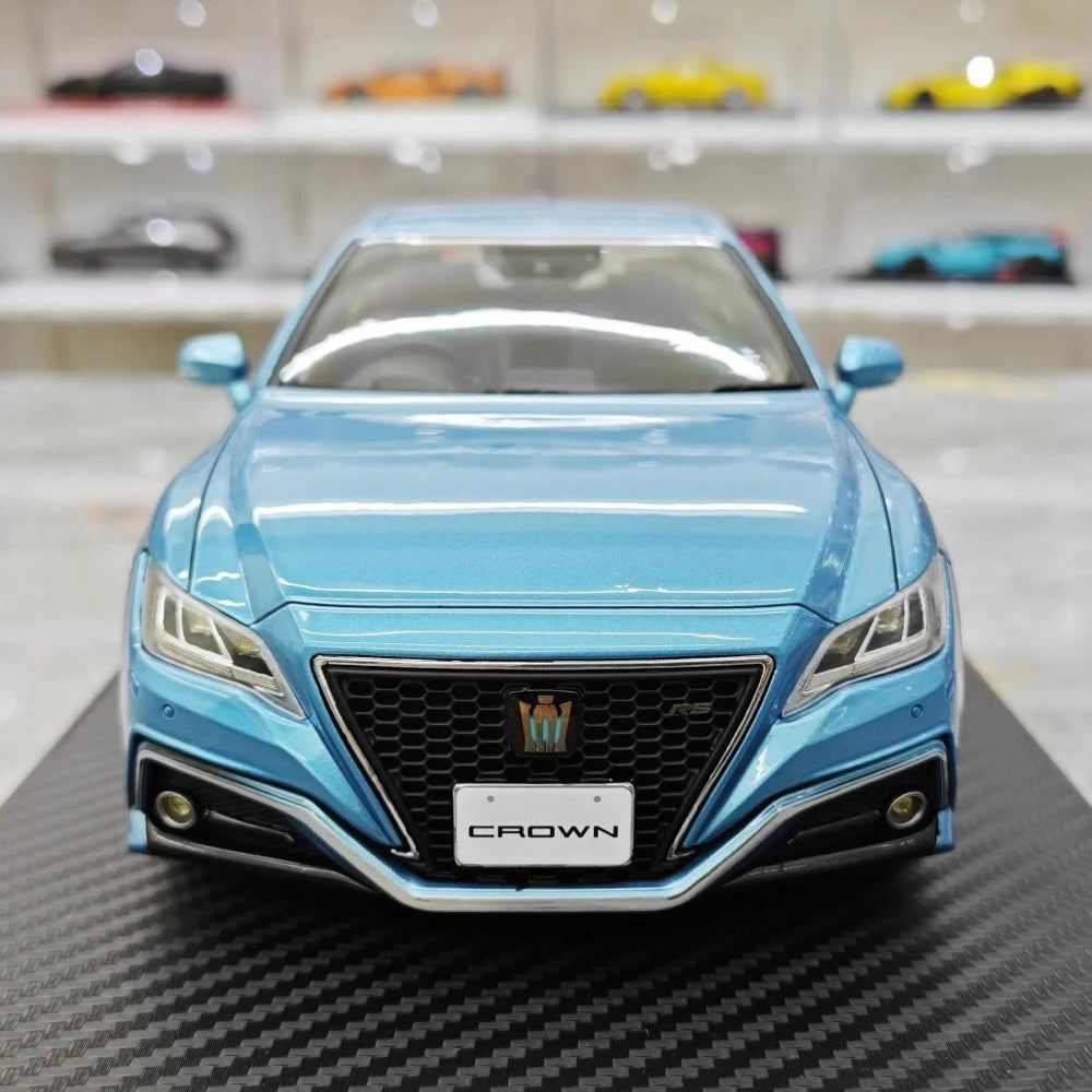 [Ignition] 1:18 Toyota 2020 Crown RS blu modellino di auto resina