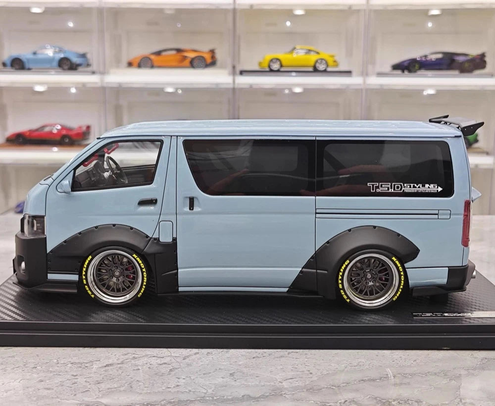 [Ignition] 1:18 Toyota 2023 Hiace TSD Works Blue Model Car Resin